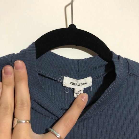 Blue Ribbed High Neck Crop Top - Picture 4 of 4